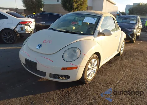 2010 Volkswagen New Beetle 2.5L from USA, damaged, VIN 3VWRG3ALXAM005134